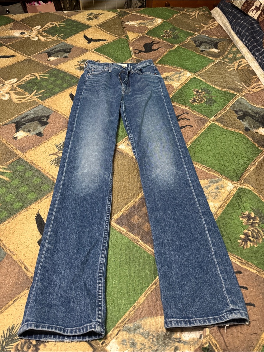 MOTHER Straight Leg Jeans in Medium Blue Wash